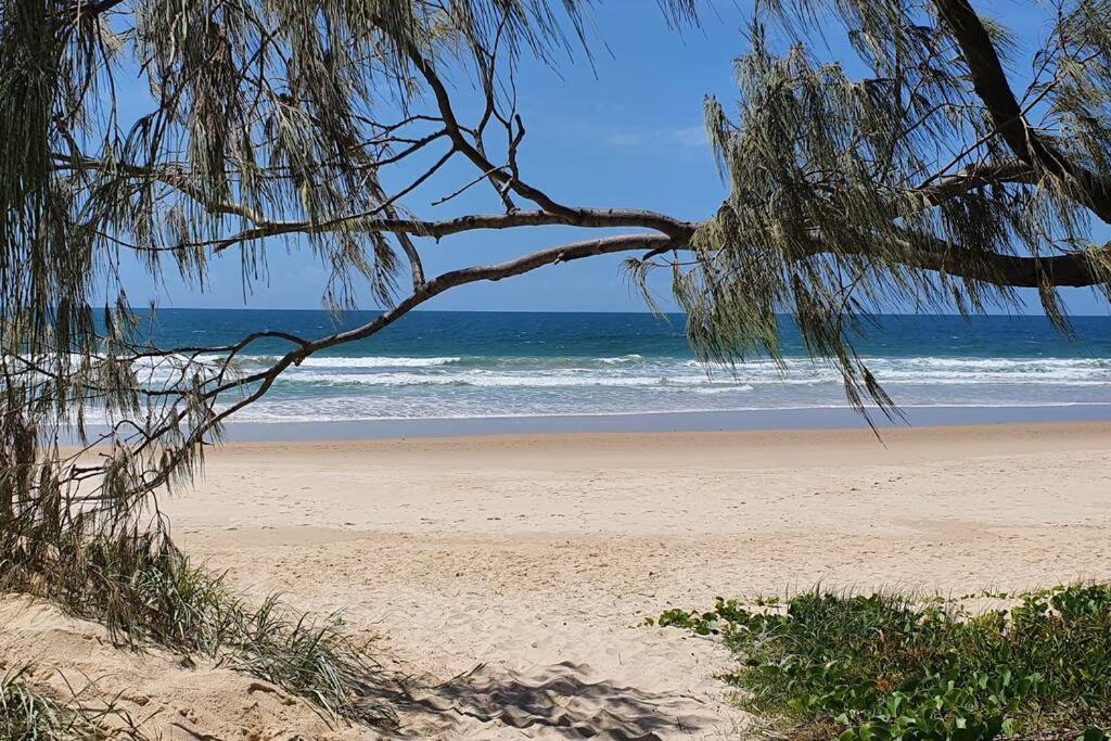 Your Place. Enjoy The Beach Retreat رينبو بيتش المظهر الخارجي الصورة