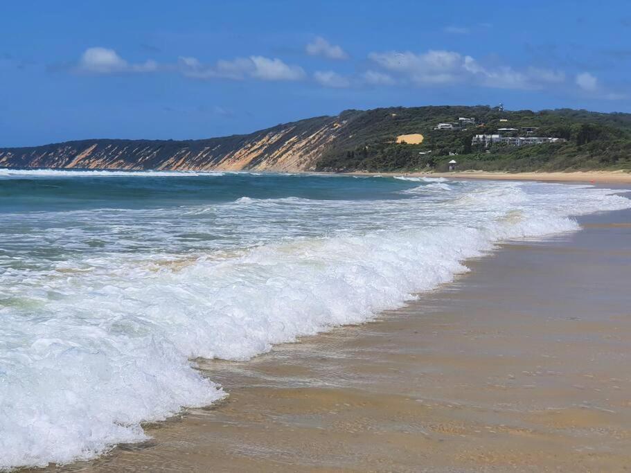 Your Place. Enjoy The Beach Retreat رينبو بيتش المظهر الخارجي الصورة